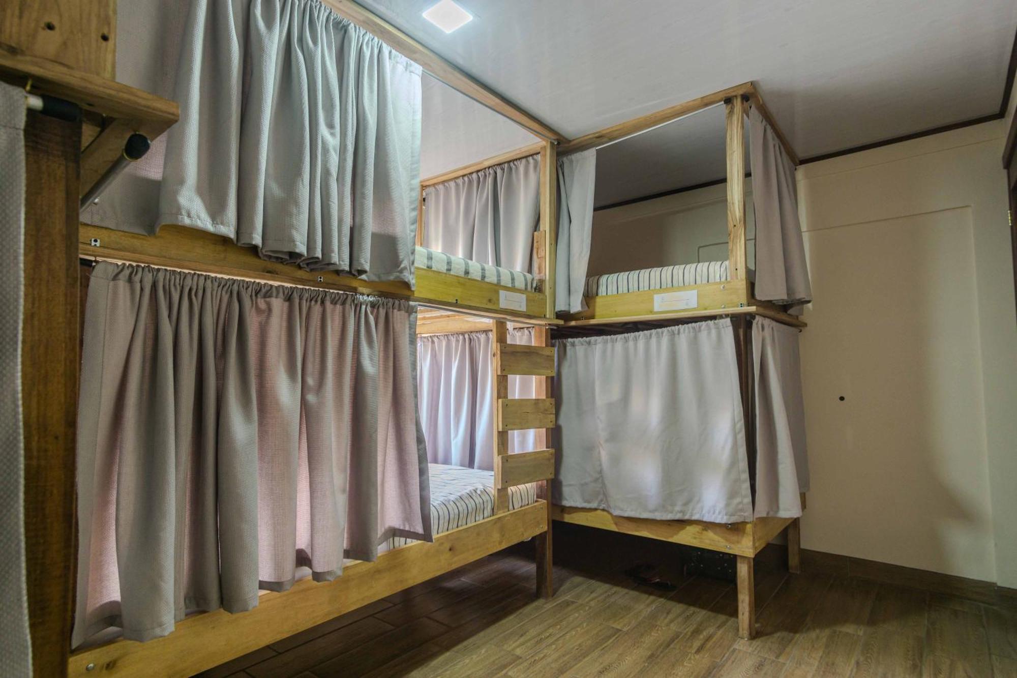 La Fortuna Argdivan Hostel מראה חיצוני תמונה